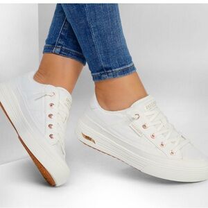 Skechers Arch Fit Arcade - Meet Ya There, size 7